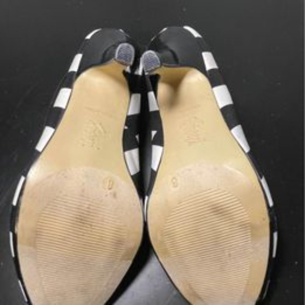 FIONI Black/White Design Open Toe Pumps Size: 8 - Picture 7 of 9